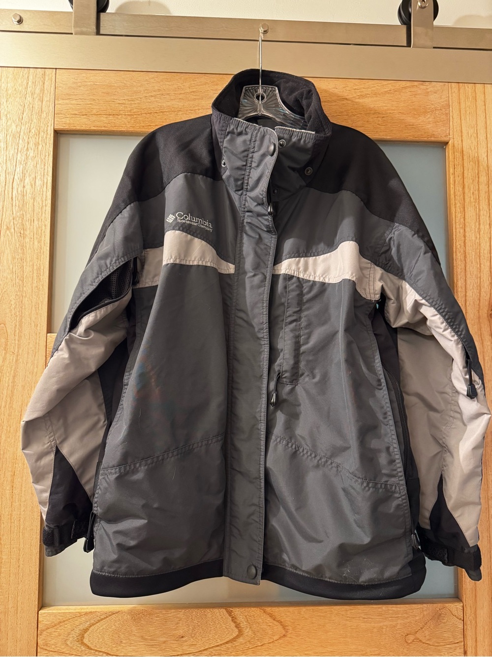 Columbia Gray and Black Ski Jacket